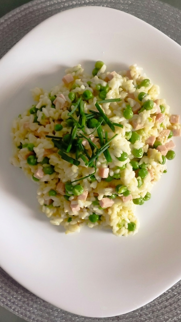 Authentic Cantonese Rice: A Light and Flavorful Classic