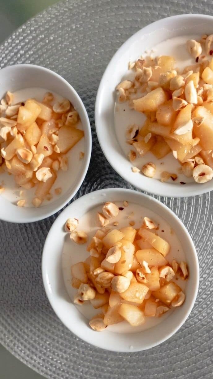 Honey Panna Cotta with Spiced Pears: An Easy Dessert